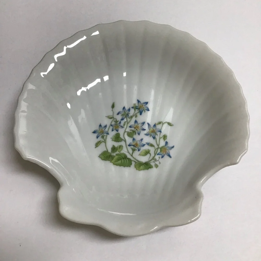 Vintage Takahashi Blue Floral Shell Shape Soap Dish Vanity Trinket Sea Japan